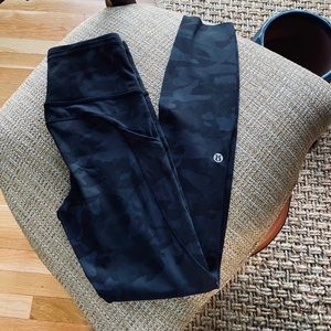 Lululemon fast and free camo